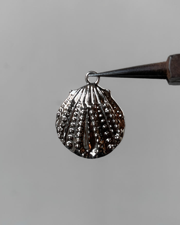 1.0 Chipla charm - 1 pc