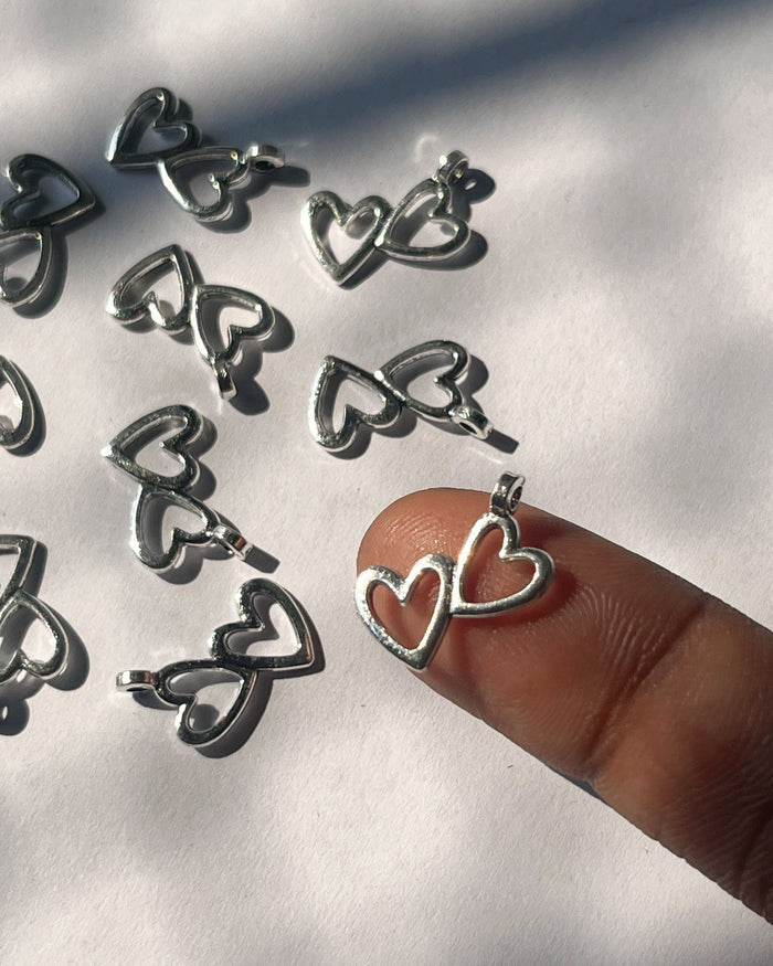 2 Heart charm  // 20 pc