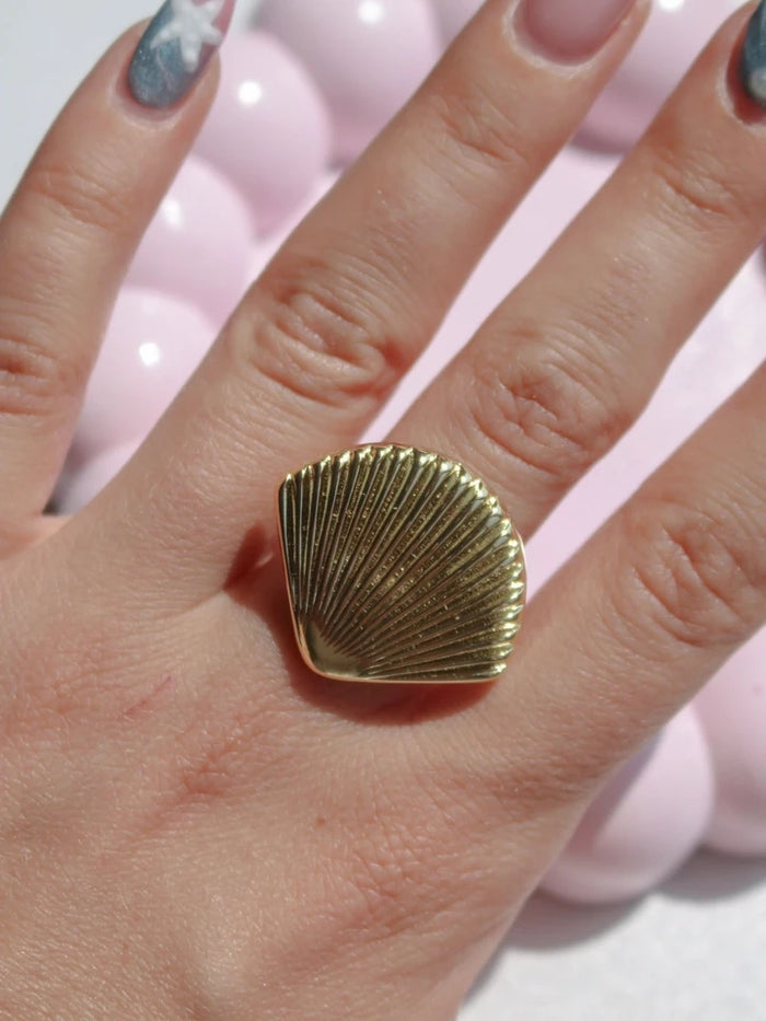 Big Mussel Ring