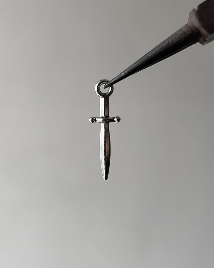 Dagger charm - 10 pc