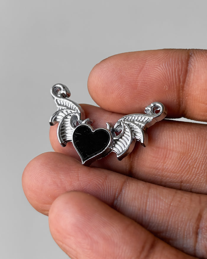 Devil heart charm - 1 pc