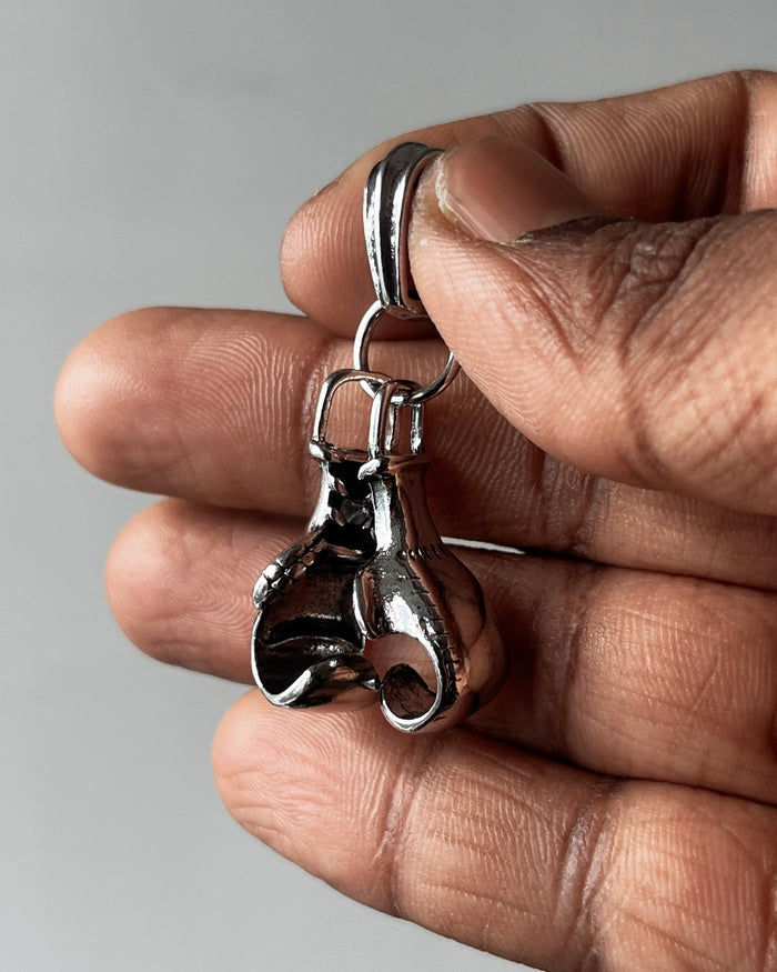 Dhishum dhishum charm