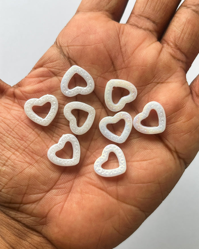 Heart beads // 25 grams