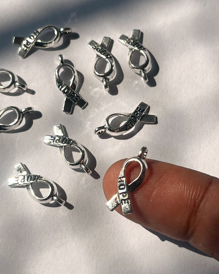 Hope charm  // 25 pc