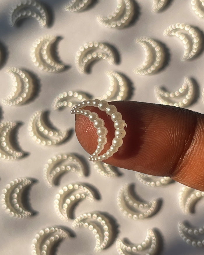 Moon pearl beads // 25 grams