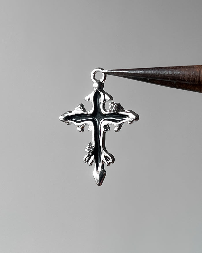 Oynx cross charm