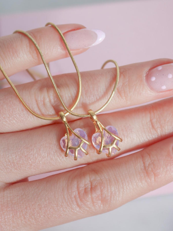 Pink Minimal Diamond Chateau Necklace
