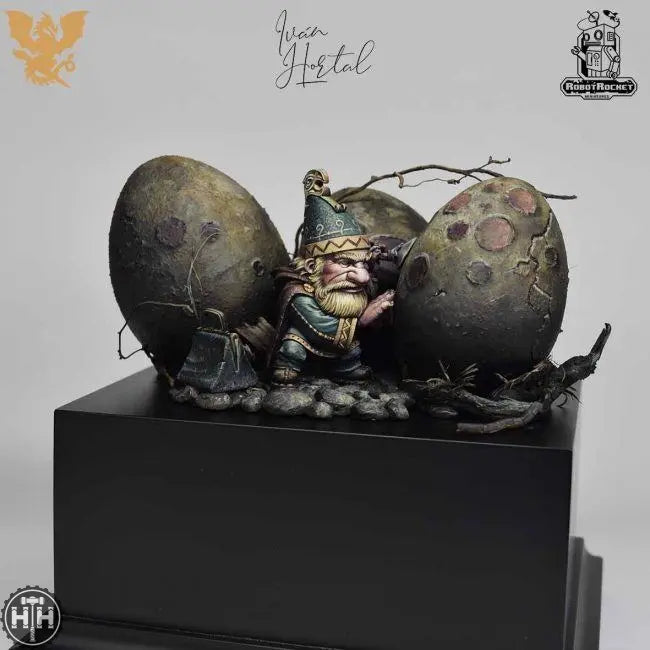 Robot Rocket Miniatures: Dragon Doc Figure Robot Rocket Miniatures