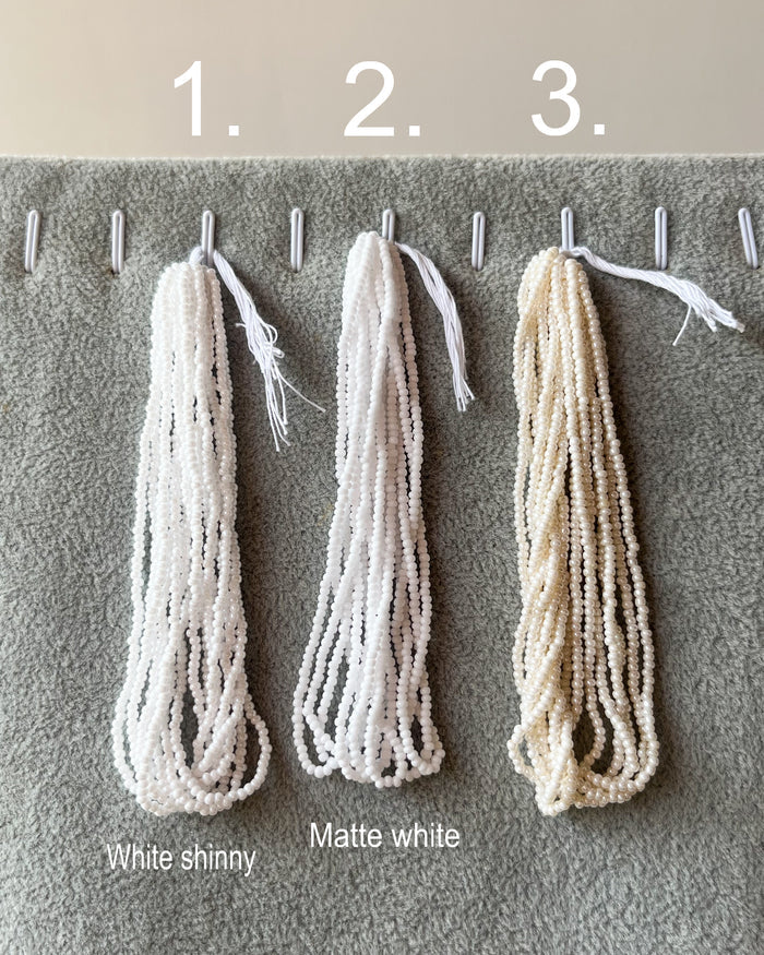 Small seed beads  : 20 grams