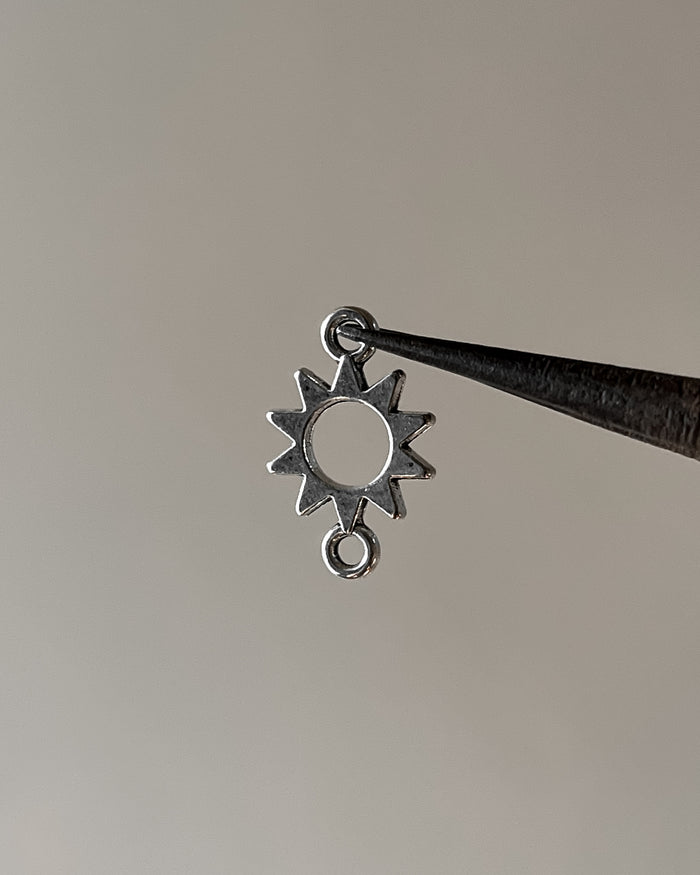 Sun connector charm - 10 pc