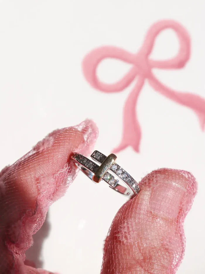 Zircon Elegance Ring